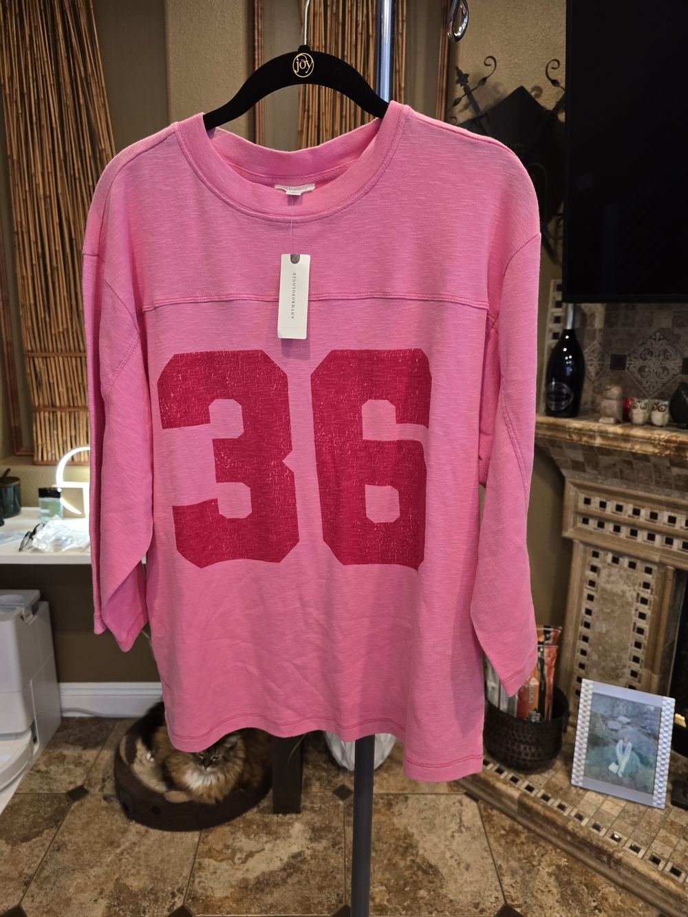 Pilcro Pink Oversized Tee With Dark Pink Graphic, NWT, M - Picture 2 of 8